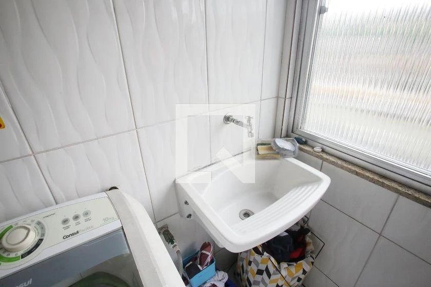 Apartamento amueblado de 2 dormitorios con cocina abierta — photo 18