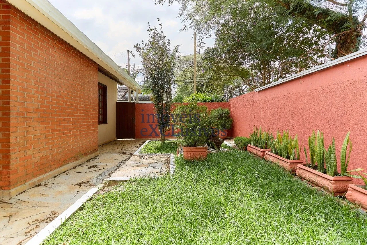House with 3 en-suite bedrooms and 665 m² garden — photo 69