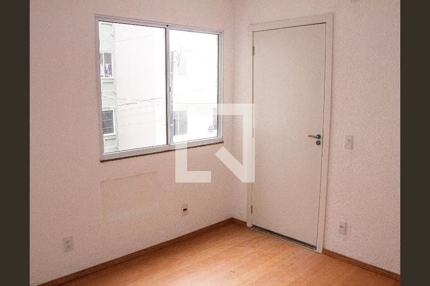 Apartamento sem mobília com 2 quartos e 45 m²