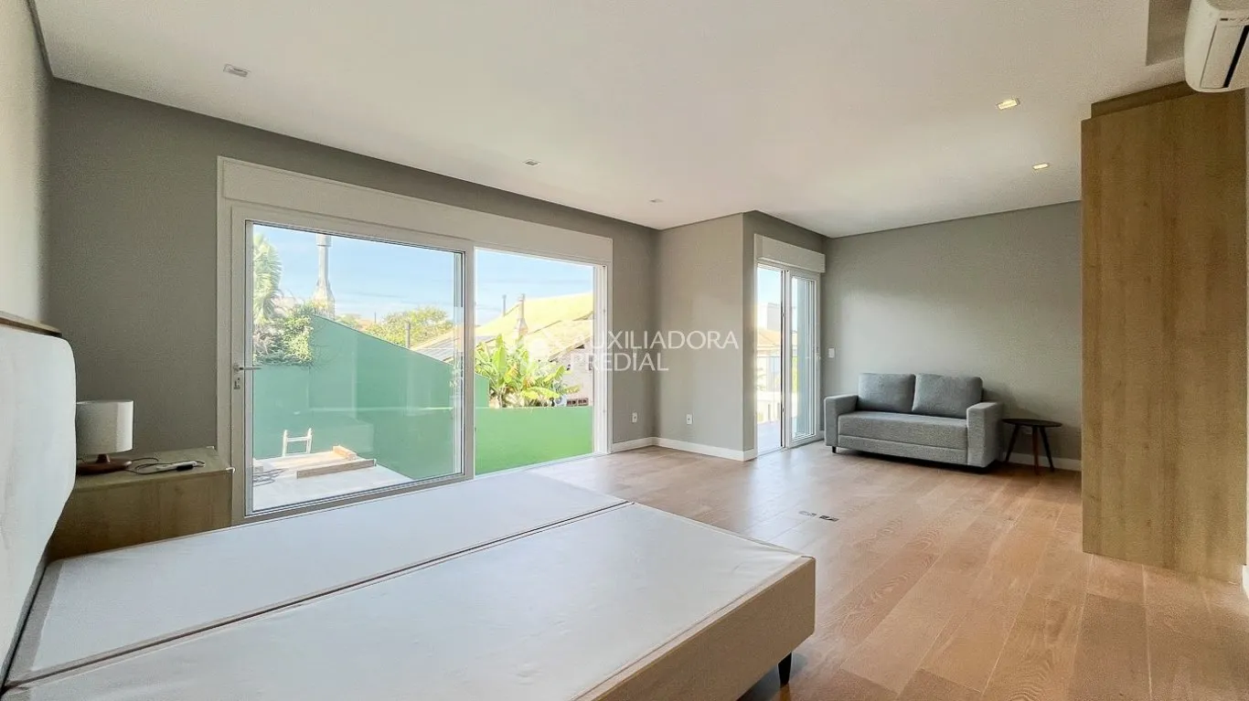 Furnished 431 m² house with 4 bedrooms and 6 bathrooms — photo 5