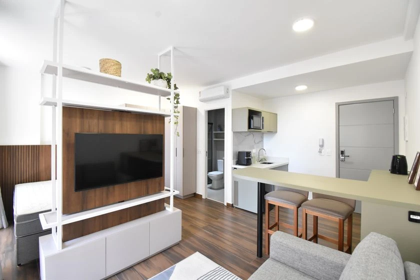 Furnished studio with 1 bedroom and a balcony