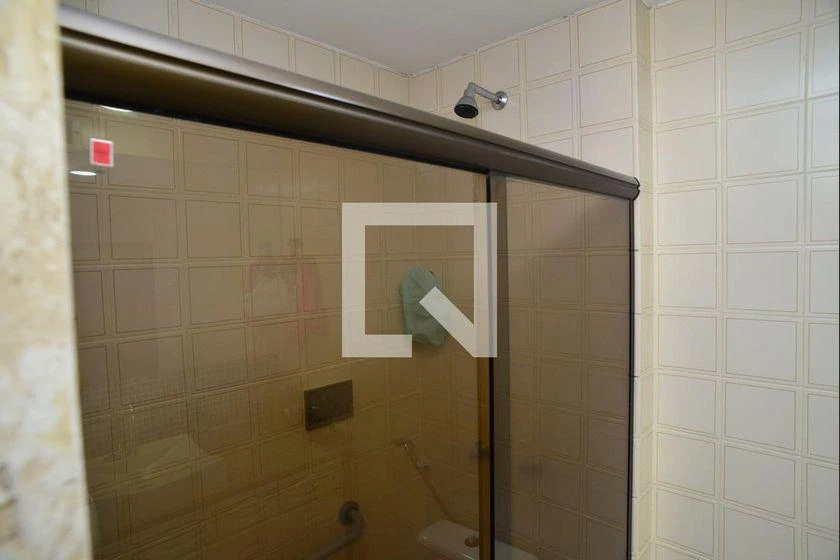 2-bedroom apartment with an en-suite bathroom — photo 22