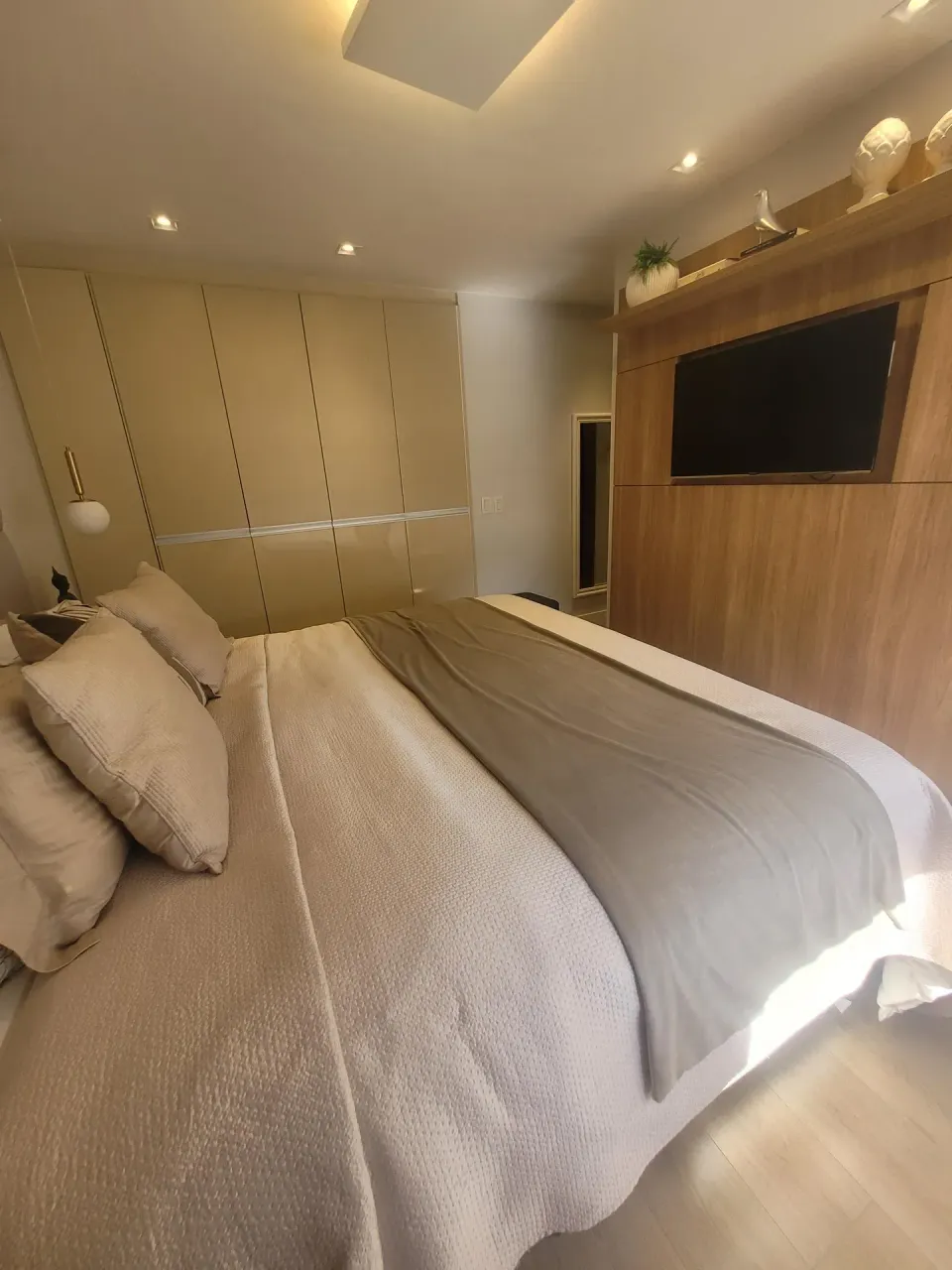 Duplex apartment with 4 bedrooms and 3 bathrooms — photo 4