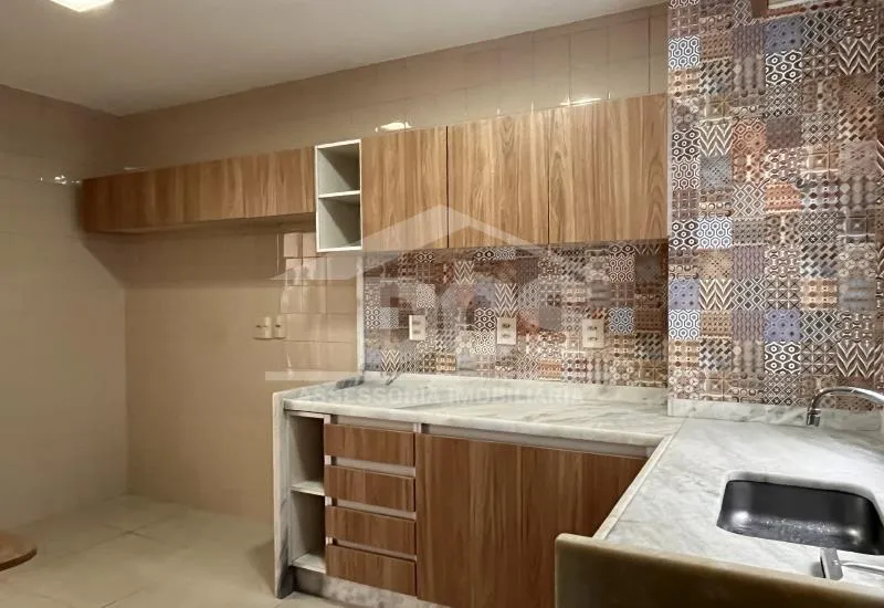 One-bedroom apartment in a building with a sauna — photo 33