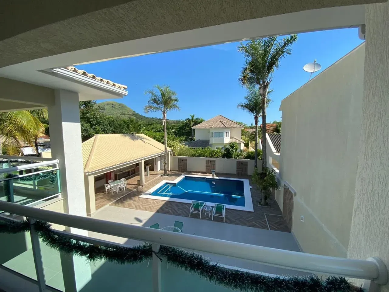 Unfurnished house with 5 bedrooms and 5 bathrooms — photo 12