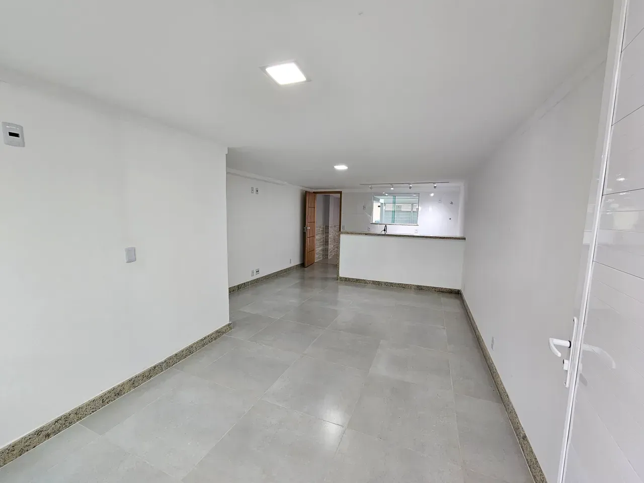 Unfurnished house with integrated kitchen and 2 bedrooms — photo 9