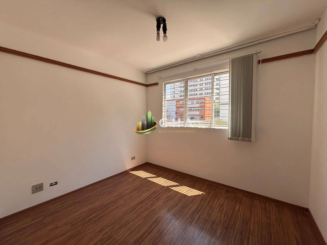 Ground-floor furnished apartment with 2 bedrooms and 2 baths — photo 3