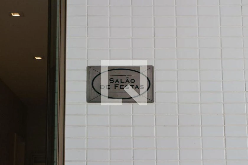 Furnished apartment, 150 m², with a glass-enclosed balcony — photo 49