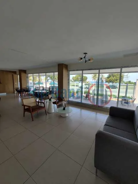 Furnished 3-bedroom apartment with open-plan kitchen — photo 23