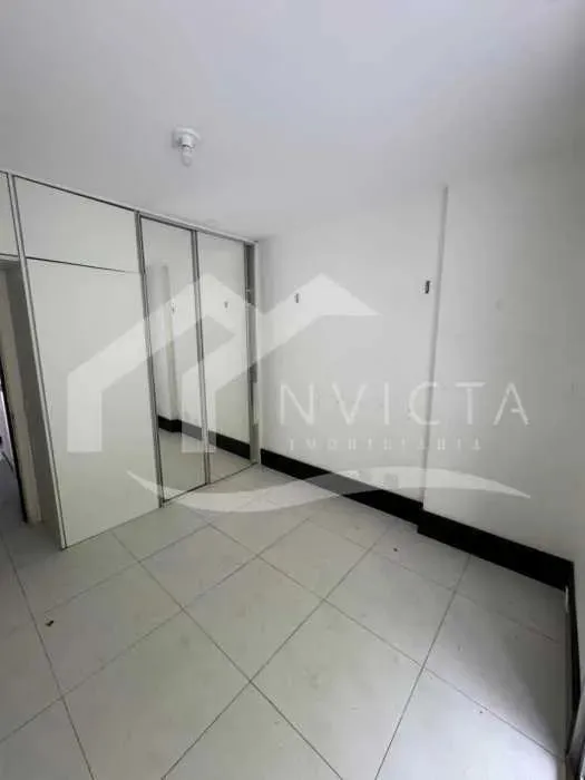 Residential apartment with 3 bedrooms and enclosed balcony — photo 15