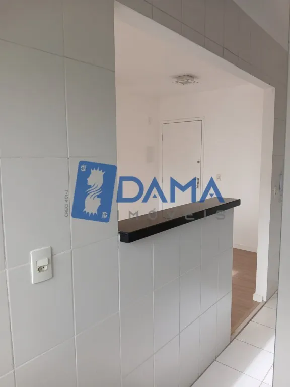 2-bedroom apartment with a separate, closed kitchen — photo 35