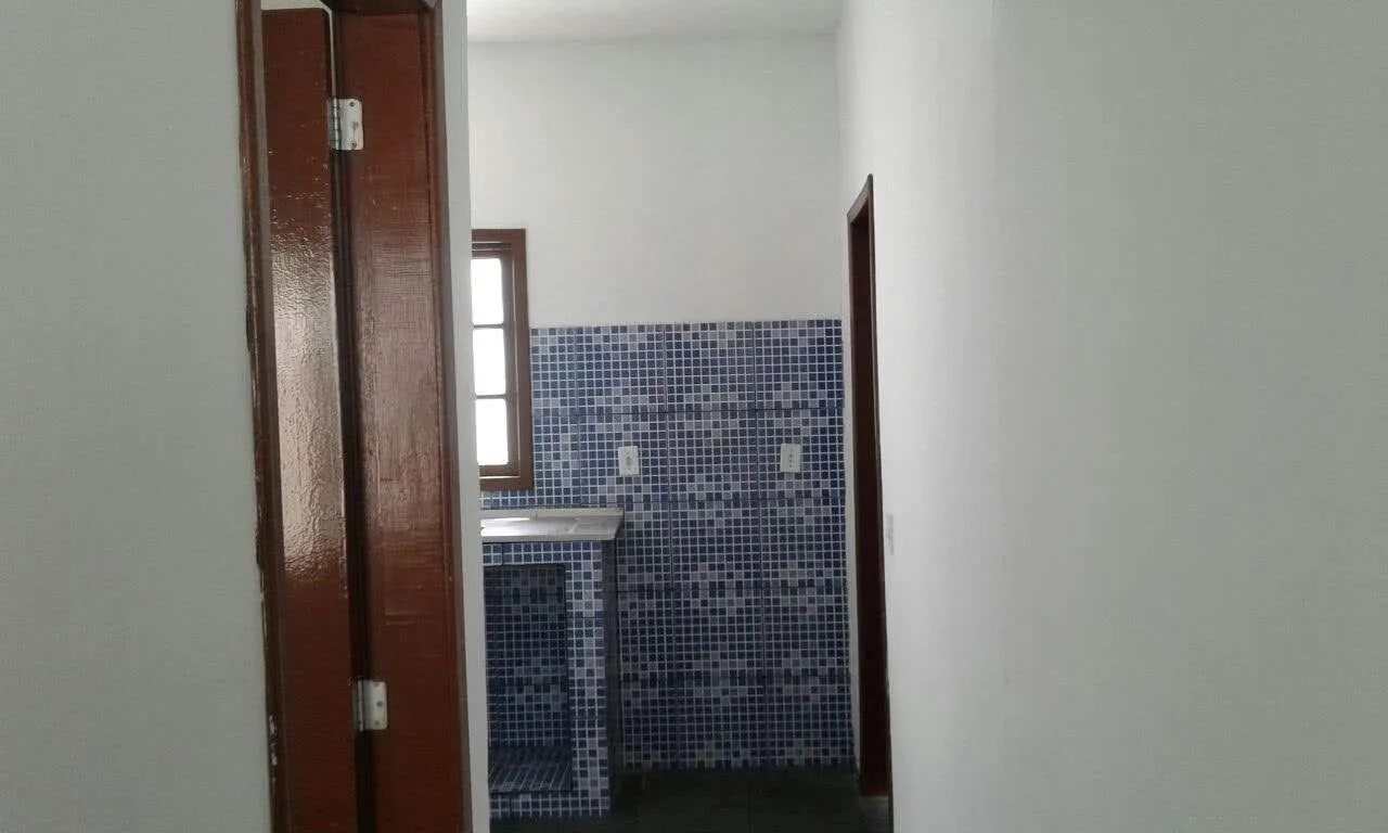 Rental house with 2 bedrooms and 1 bathroom — photo 2