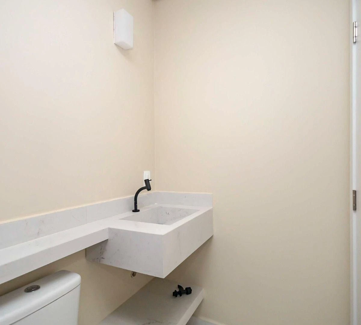 Casa com 3 quartos e cozinha separada de 127 m² — photo 40