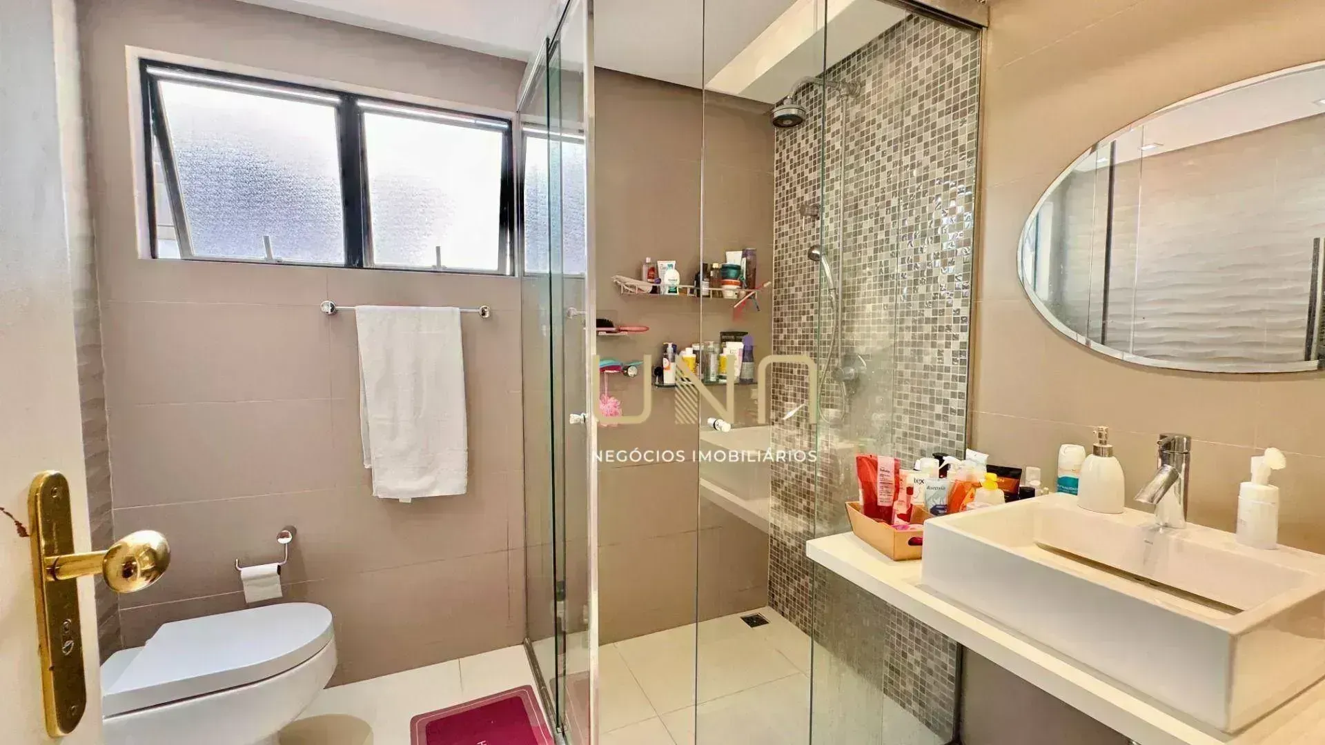 Apartamento amueblado con 4 dormitorios y 183 m² — photo 16