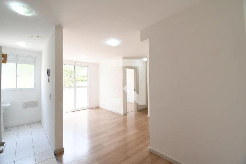Wood or laminate floors in a 2-bedroom apartment, 86 m² — photo 29