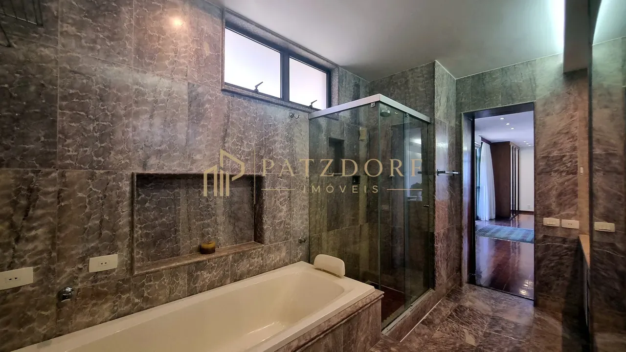 Apartamento 270 m² com 4 quartos e cozinha fechada — photo 15
