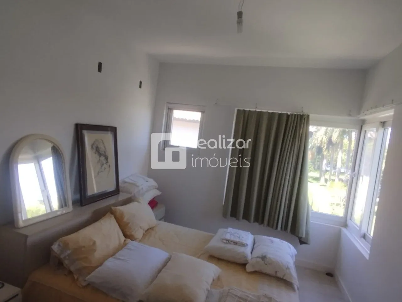 Furnished house with 4 bedrooms and 190 m² plus a garden — photo 33