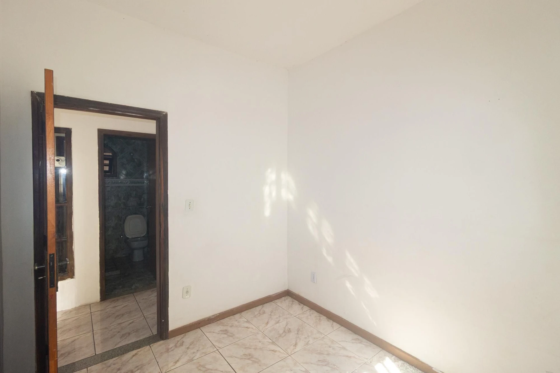 Rental house with 2 bedrooms and 1 en-suite — photo 42