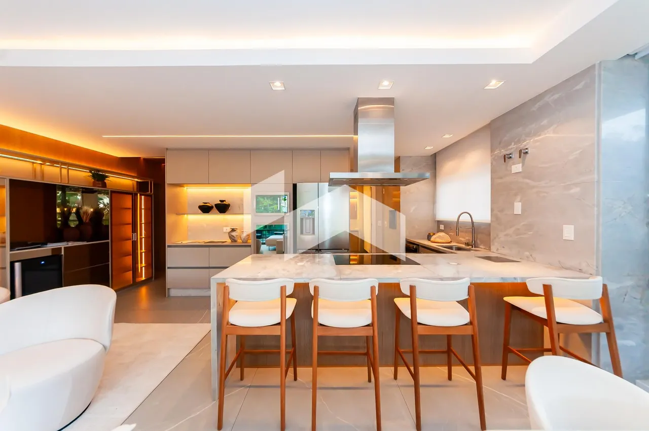 152 m² apartment with 3 en-suite bedrooms and parking — photo 7