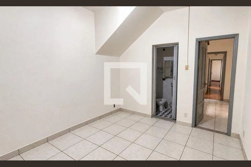 3-bedroom apartment, 1 with its own bathroom, 90 m² — photo 21