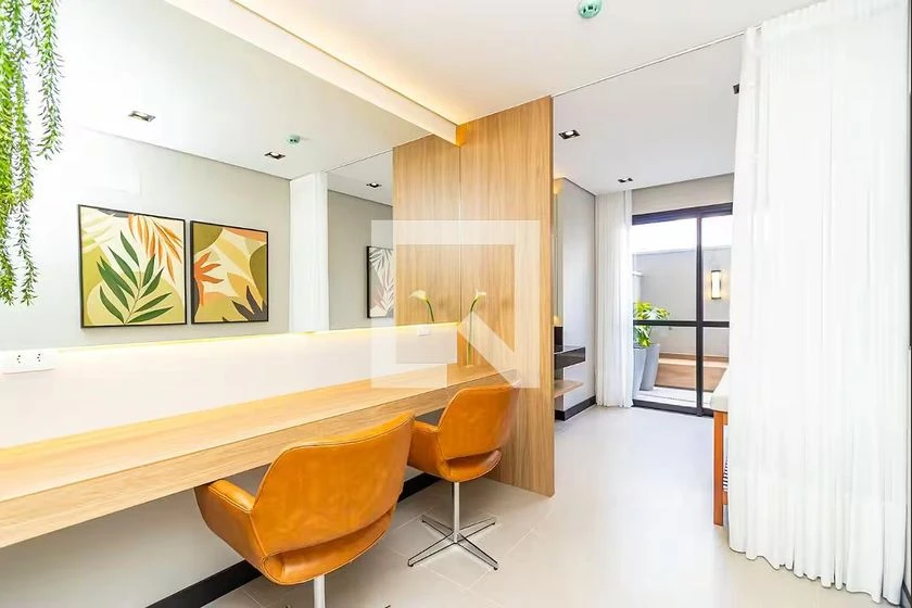 Furnished 1-bedroom apartment with a balcony — photo 5