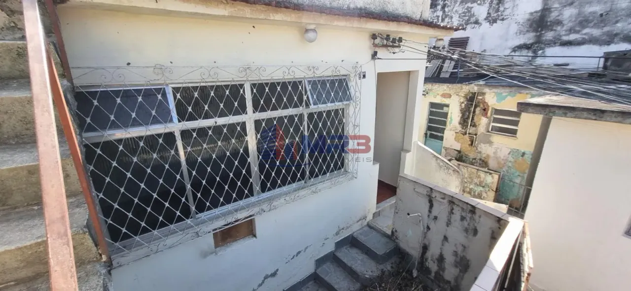 Casa com 3 quartos e cozinha com fogão a gás — photo 18