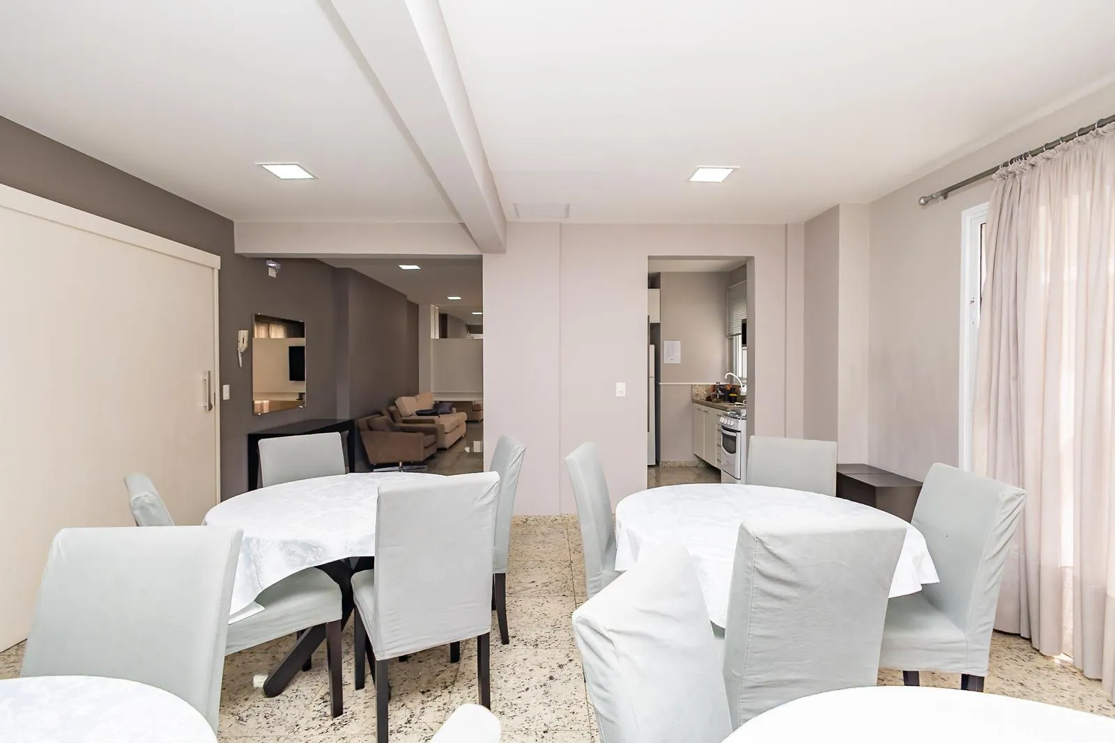 Home office in a 2-bedroom apartment, 95 m² — photo 66