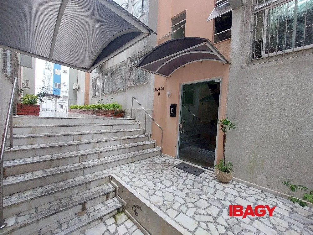Apartamento amueblado con cocina a gas y 2 dormitorios — photo 13