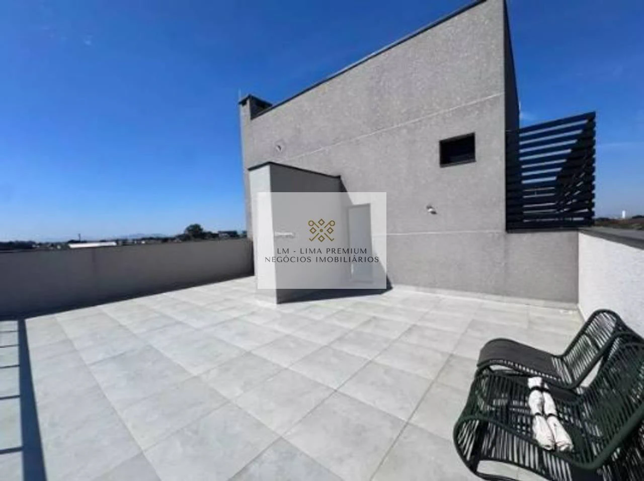 31 m² studio with 1 bedroom and a kitchenette open-plan