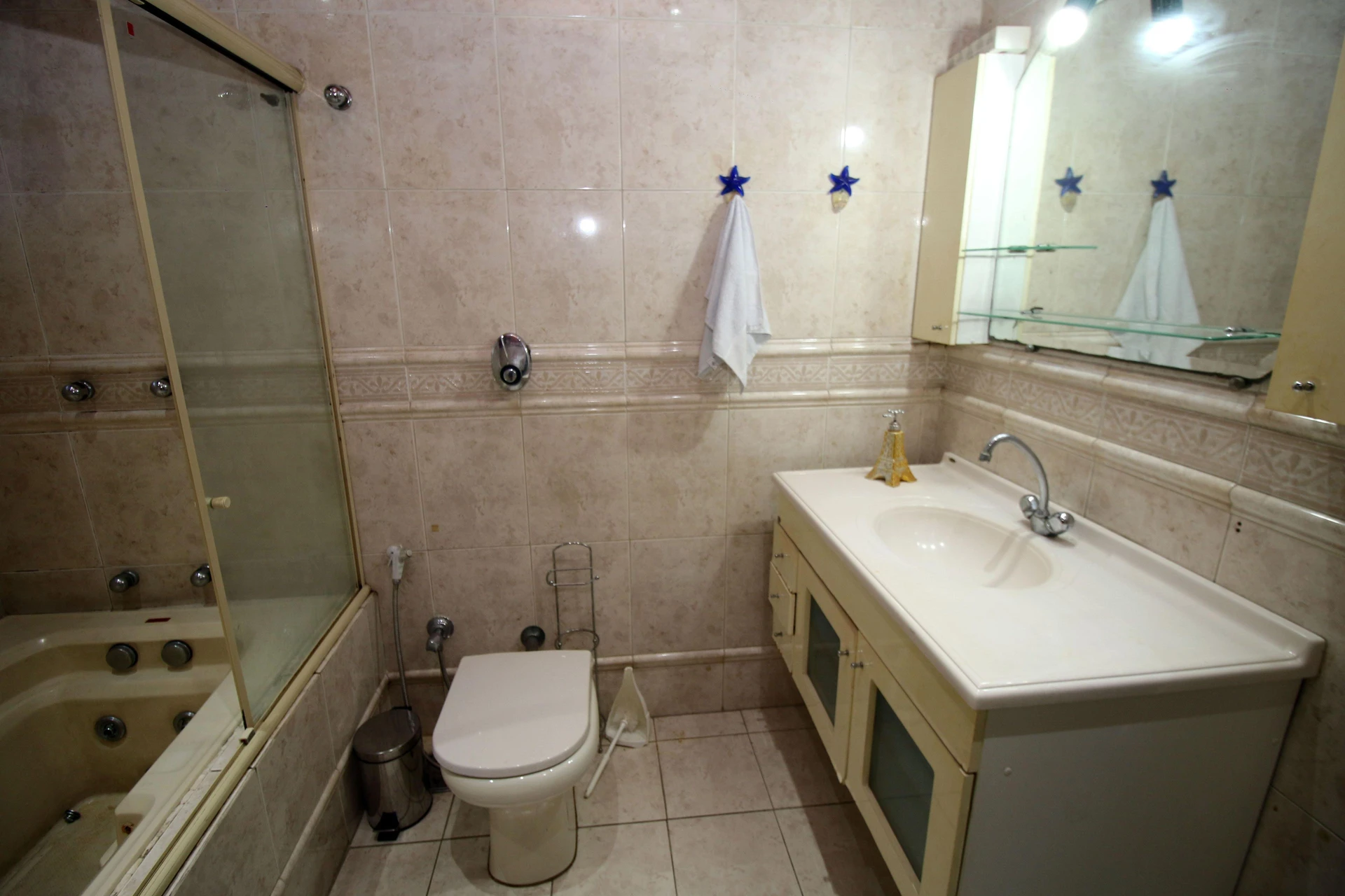 Rental house with 5 bedrooms and a private BBQ area — photo 51