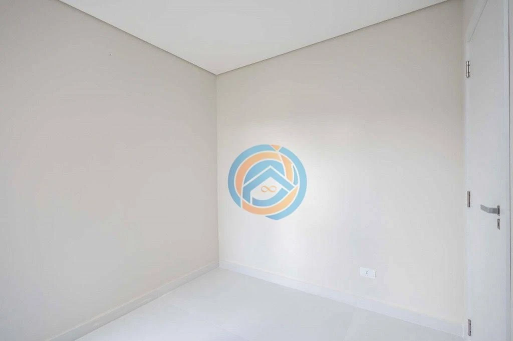 Будинок: 3 спальні, 2 з власною ванною кімнатою, 167 м² — photo 22