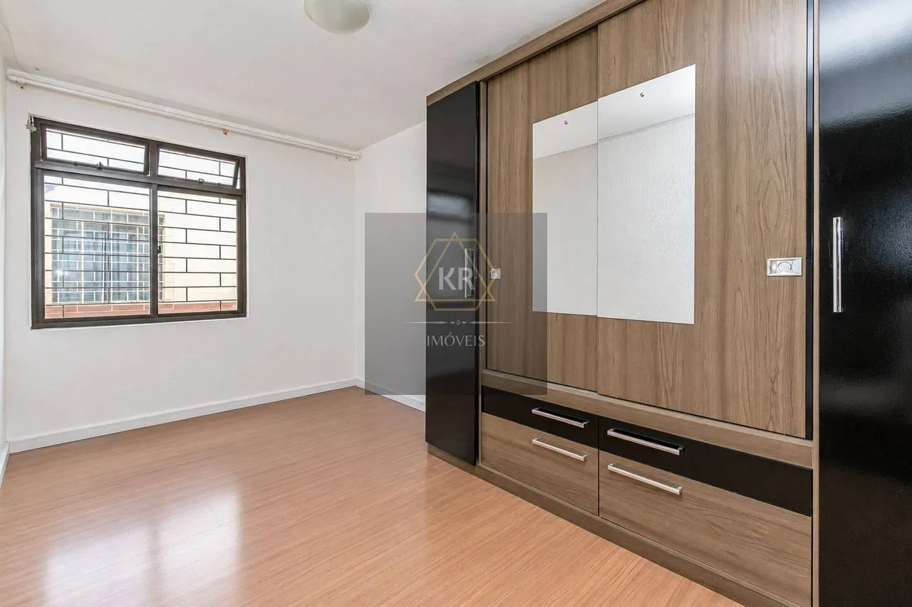 Apartamento com piso de madeira ou laminado, Campo Comprido — photo 12
