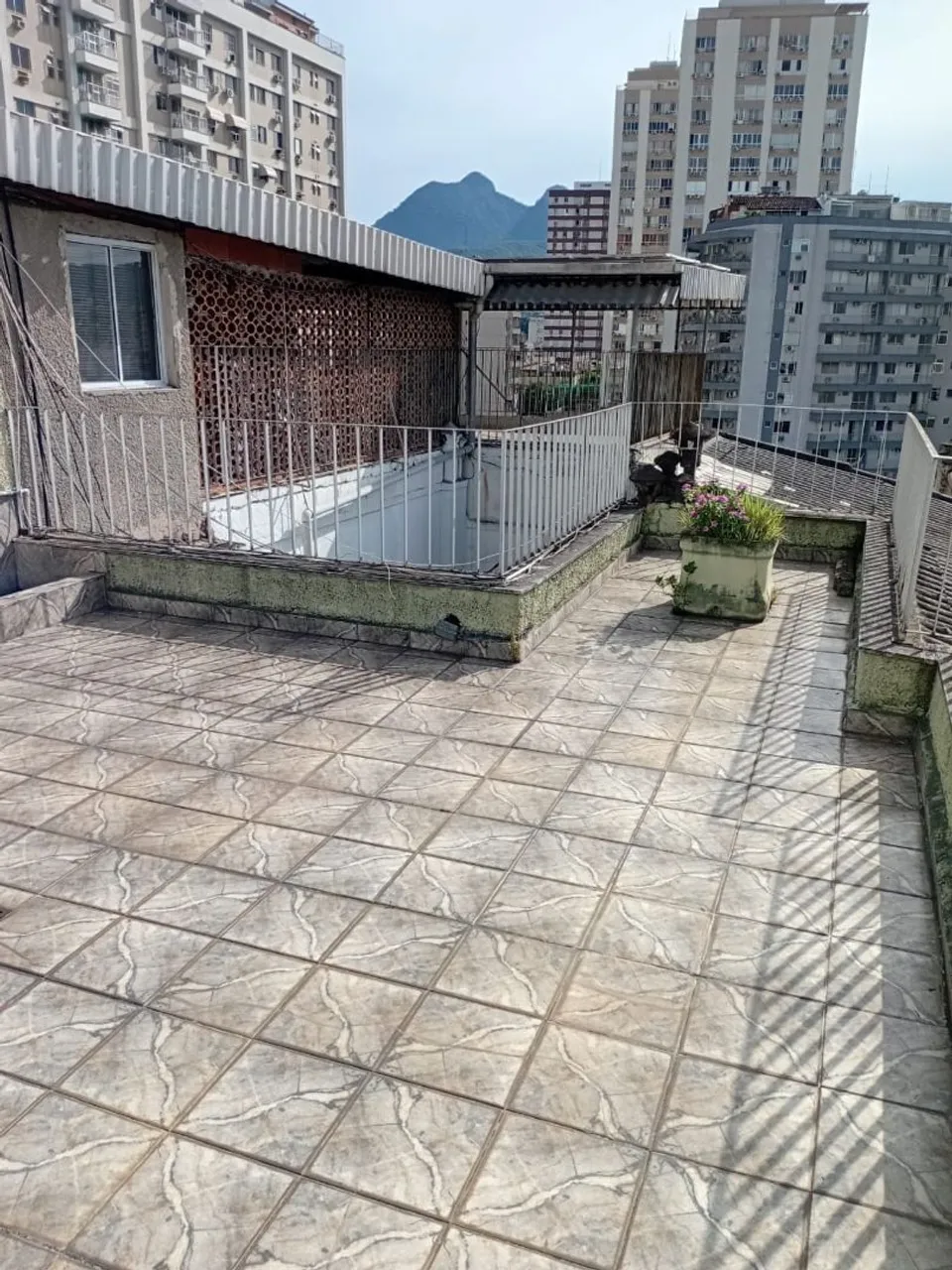 Apartment, 250 m², with a grill on the balcony — photo 14