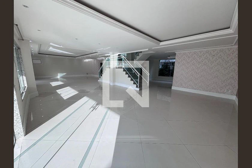 Casa em condomínio com 6 quartos e jardim privativo — photo 9