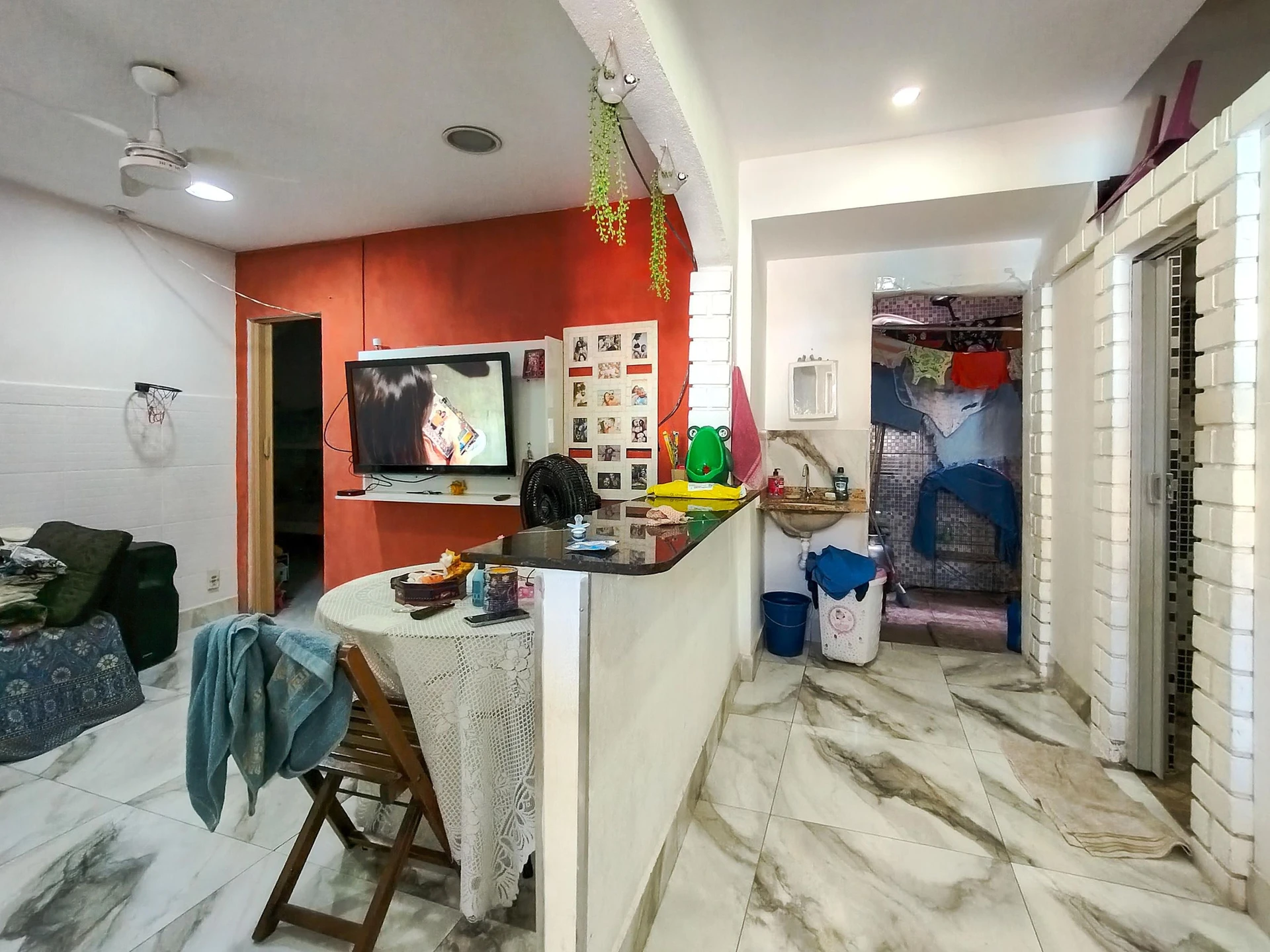Rental house with 2 bedrooms and an open-plan kitchen — photo 30