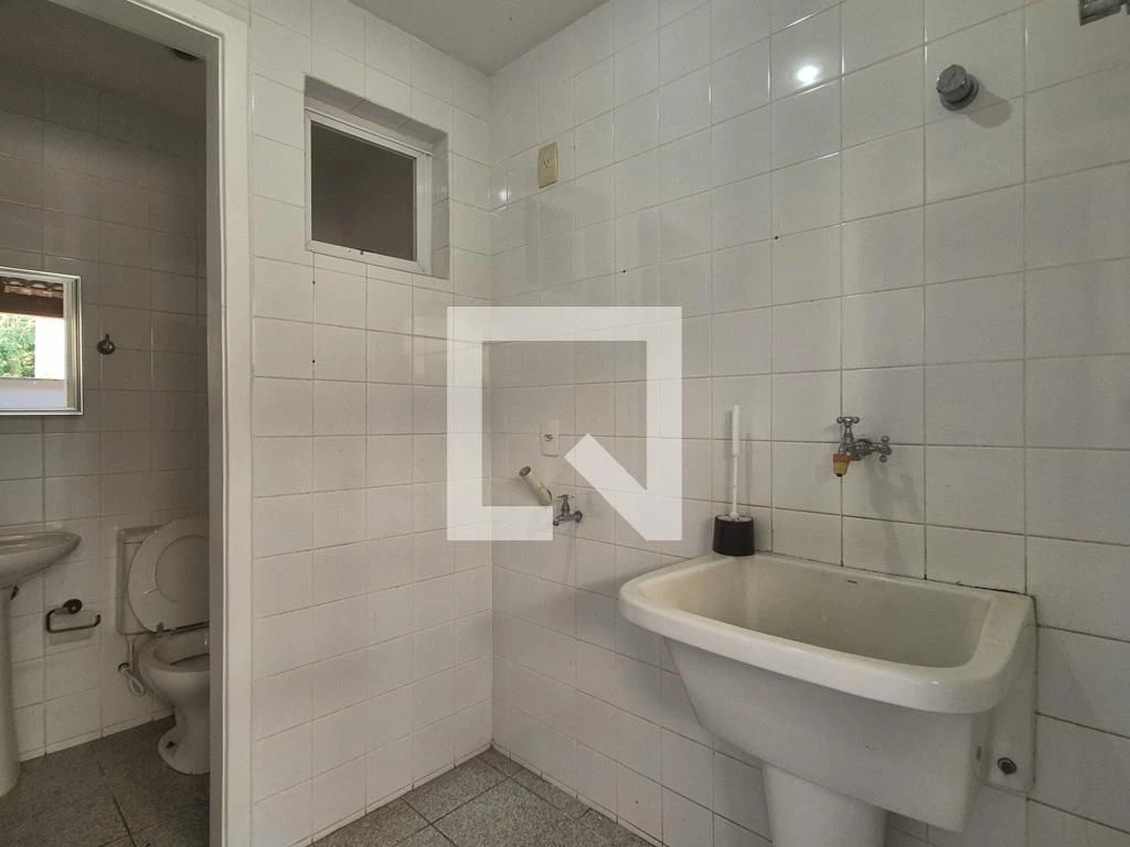 Casa de 4 dormitorios con balcón y 3 plazas de parking — photo 81