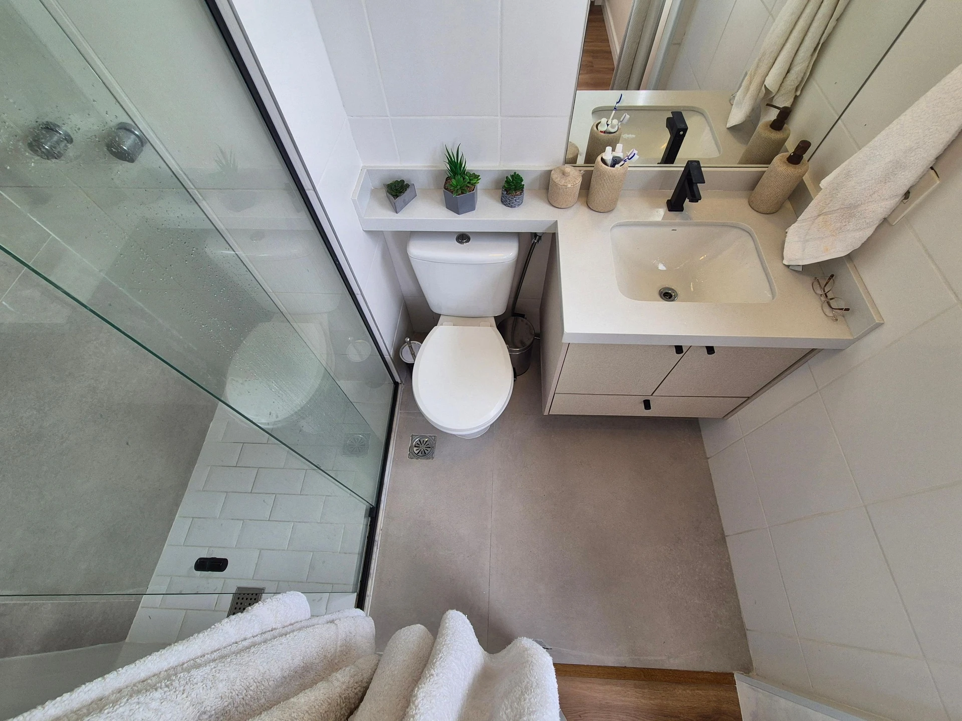 2 quartos e janelas do piso ao teto: apartamento de 82 m² — photo 8