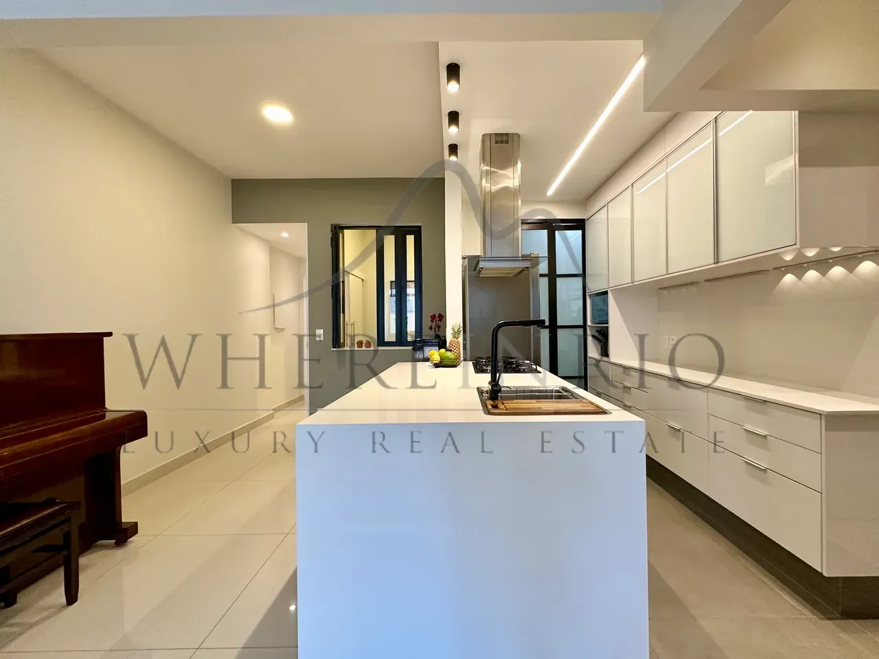 Washing machine in a 3-bedroom apartment, 111 m² — photo 17