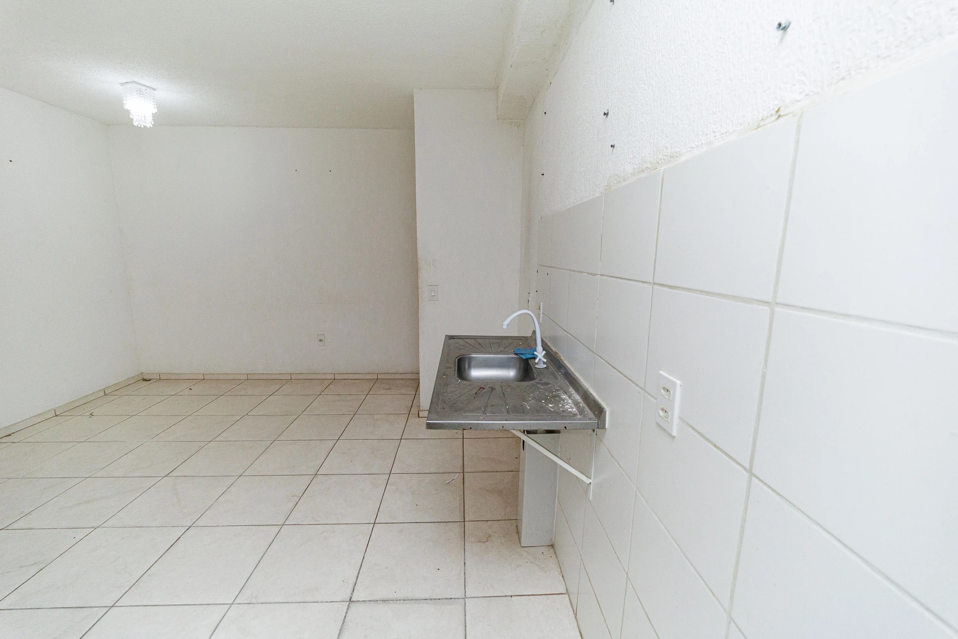 2-bedroom apartment in a building with a pool — photo 12
