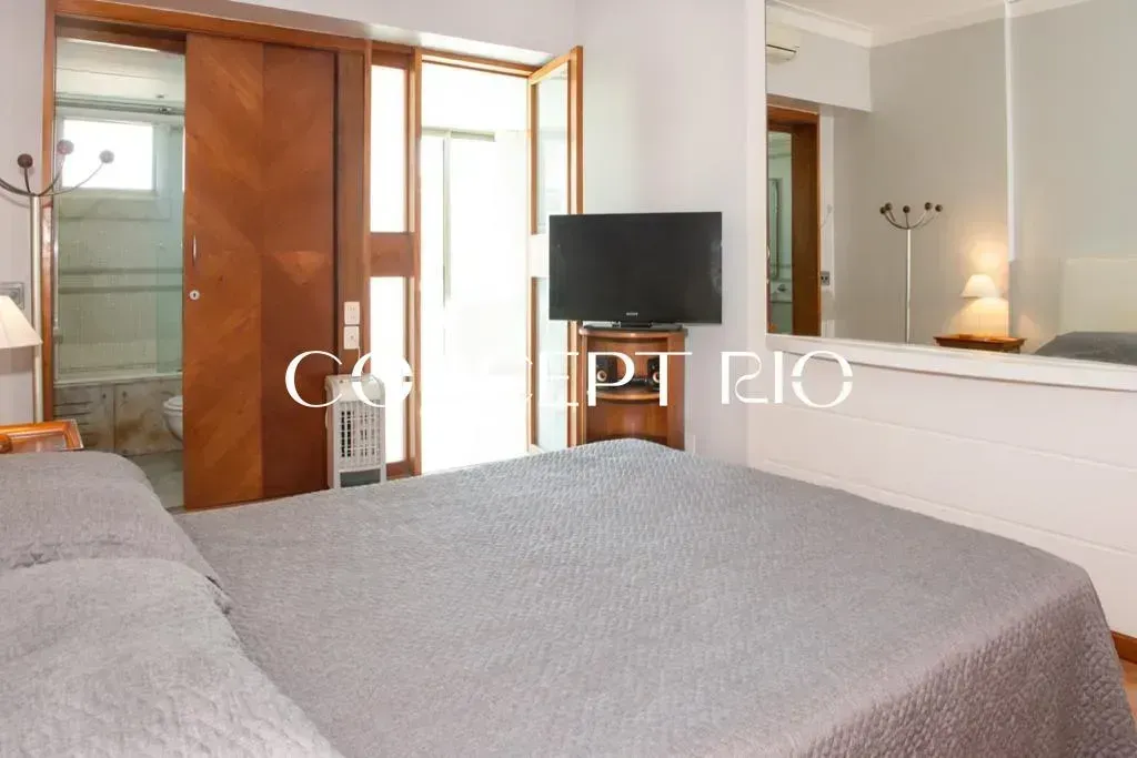 Apartamento amueblado con 2 dormitorios y balcón — photo 13