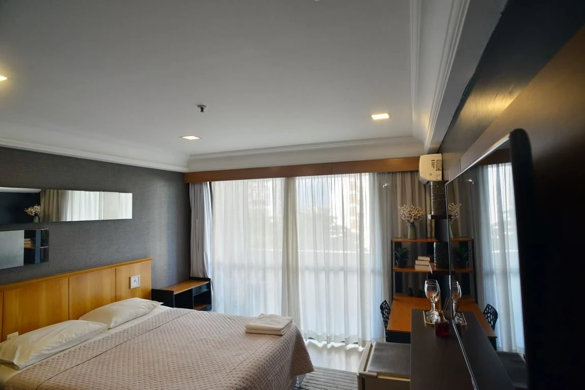 Apartamento de 1 quarto com varanda e box de vidro — photo 6