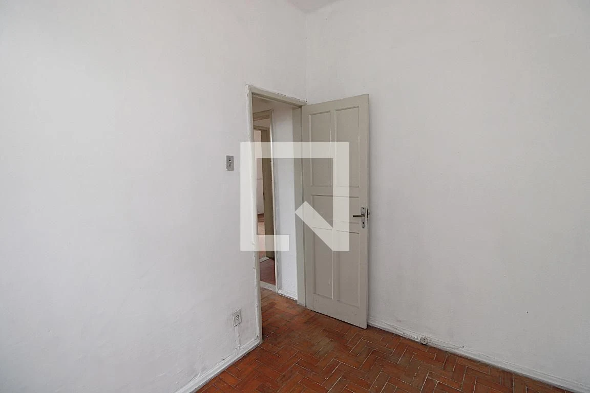 House, 40 m², with wood or laminate floors — photo 18
