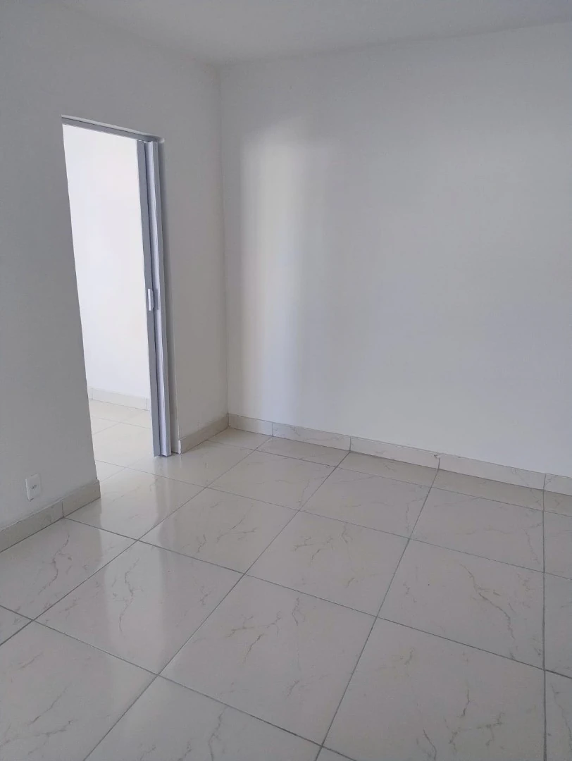 Unfurnished 1-bedroom house with terrace and 70 m² — photo 8