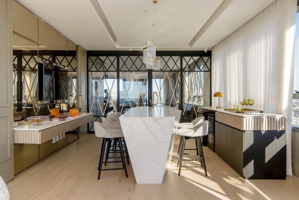 Rental apartment with 2 en-suite bedrooms and 125 m² — photo 33