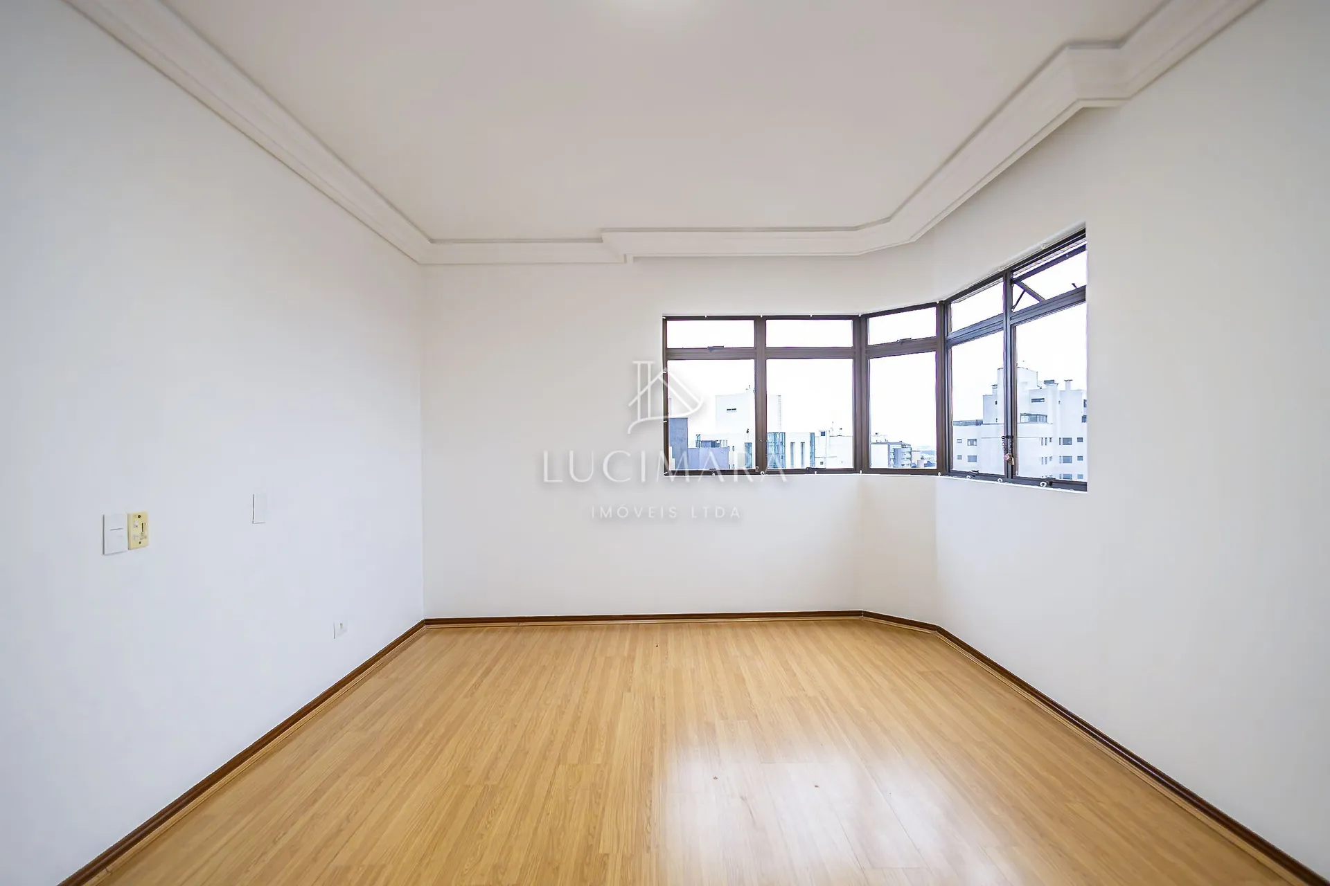 Незамеблированная квартира с 4 спальнями 427 м² — photo 64