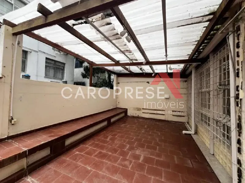 Apartment with 3 bedrooms and a terrace — photo 12