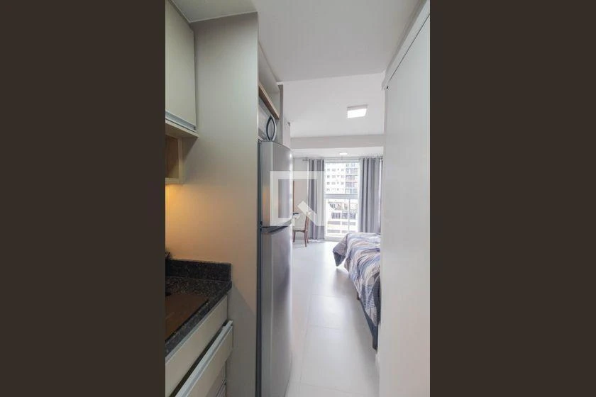 Furnished studio, 20 m², with a home office — photo 30