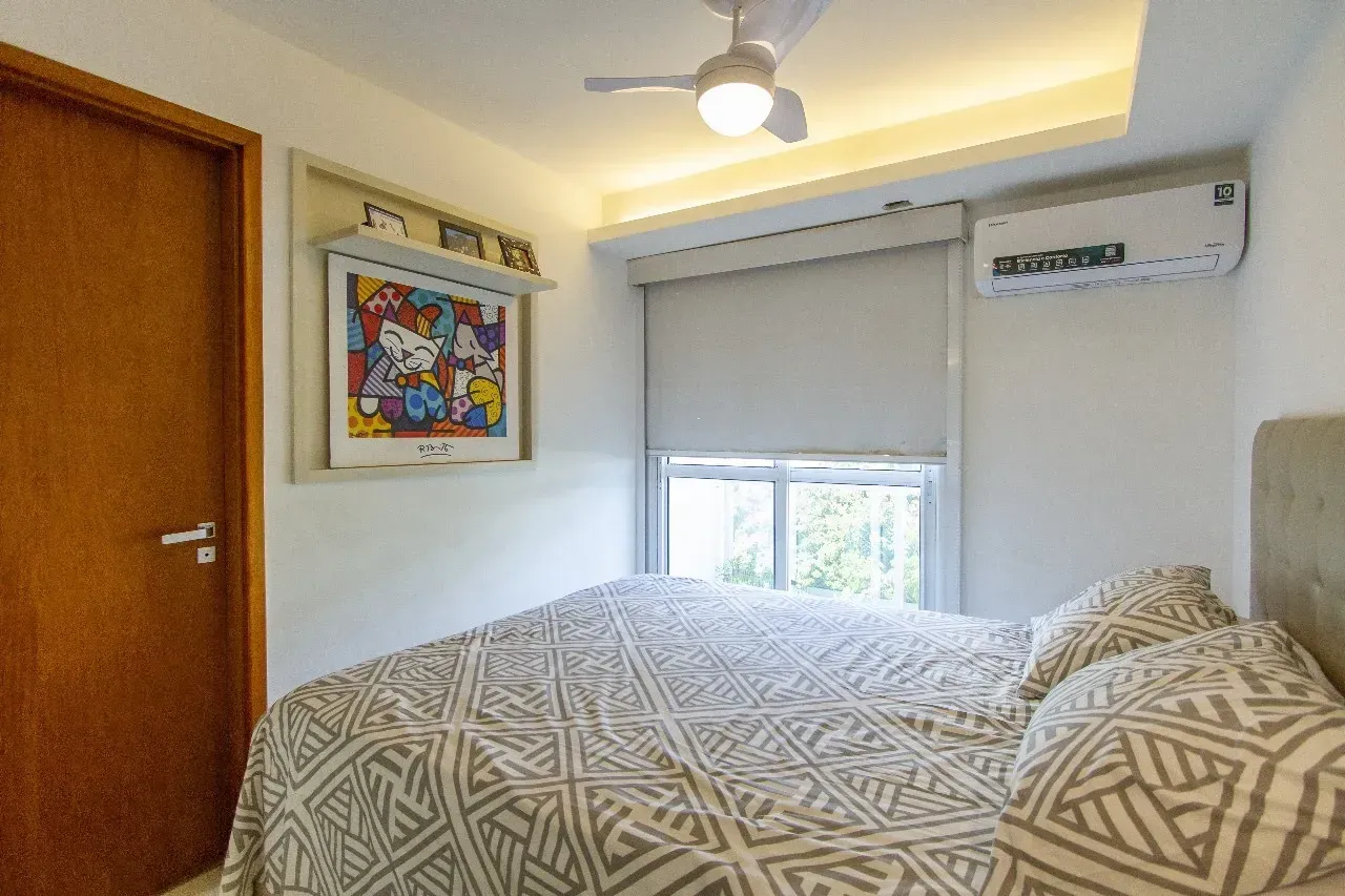 Furnished 100 m² apartment with a bedroom en-suite — photo 11