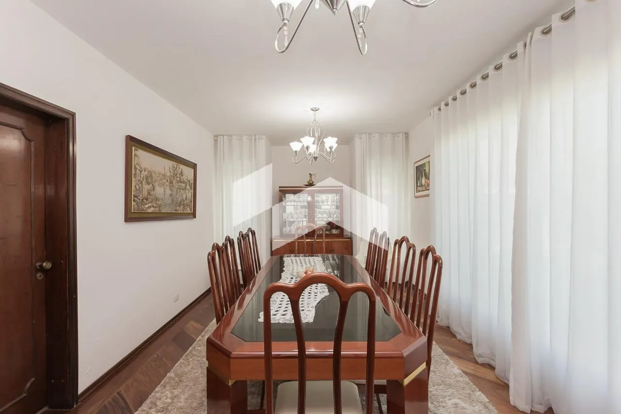 Будинок на 4 спальні з 6 місцями та 568 м² — photo 31