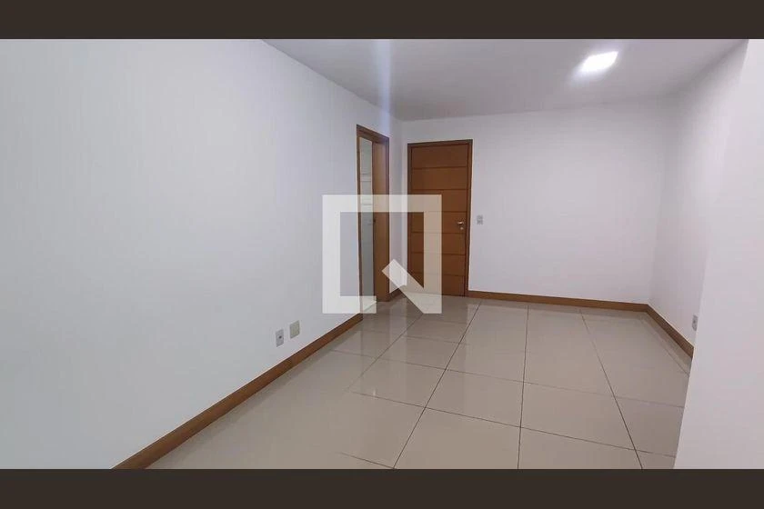 3-bedroom apartment in a building with a gym — photo 30